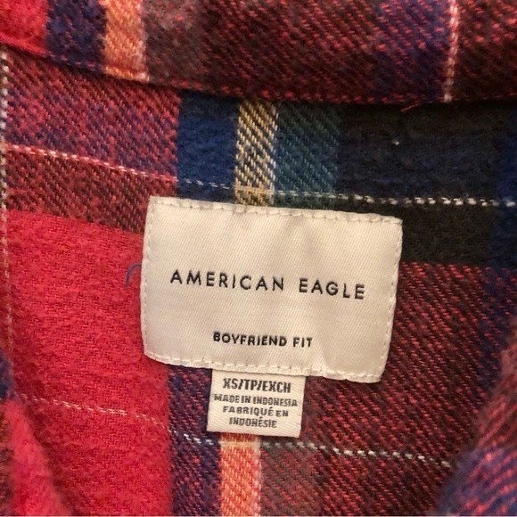 American Eagle Plaid Button Up Boyfriend Flannel Red Green XS - Picture 6 of 6